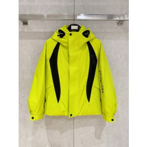 발렌시아가 남자 패딩