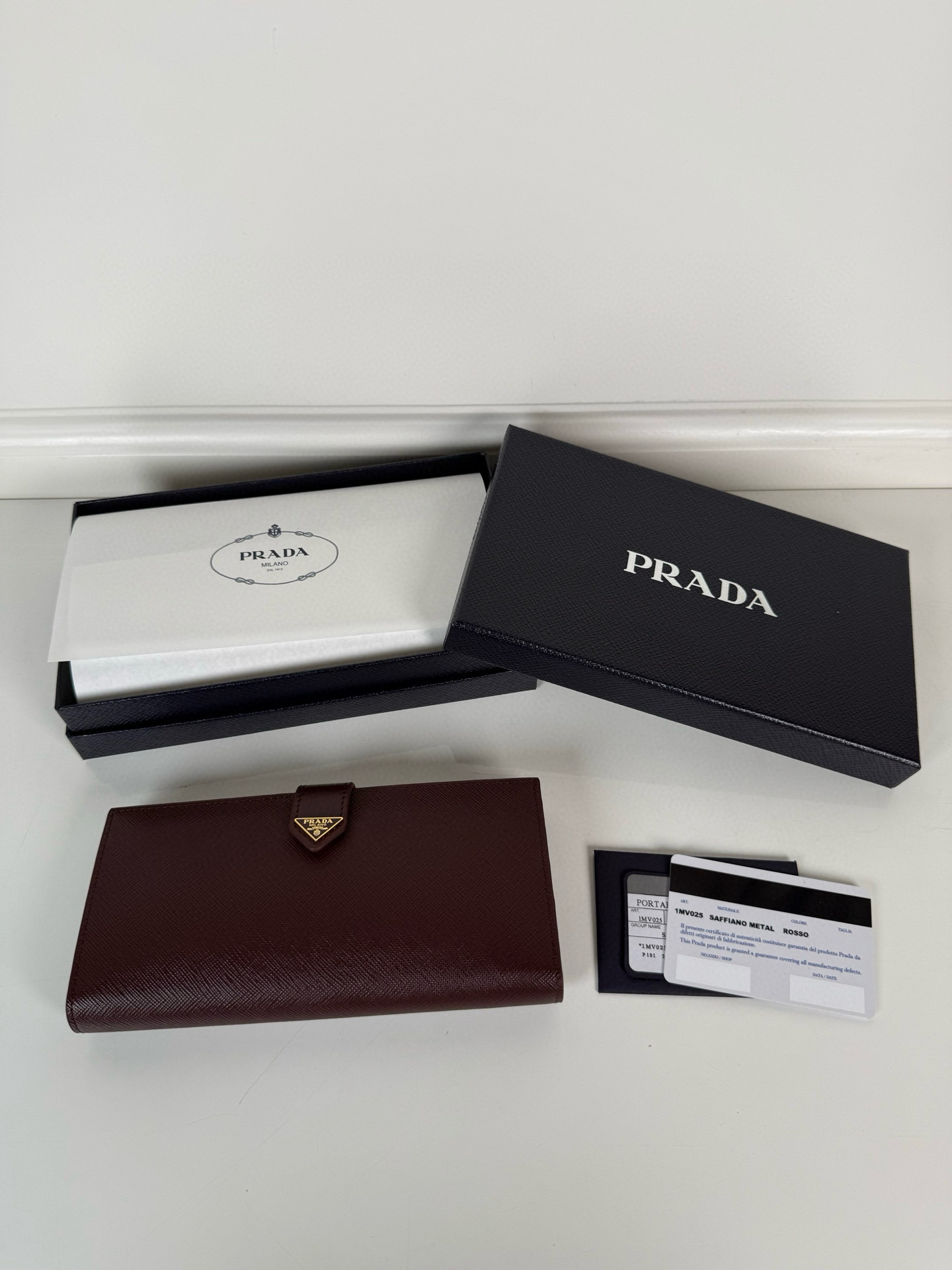프라다 1MV025 여자 장지갑