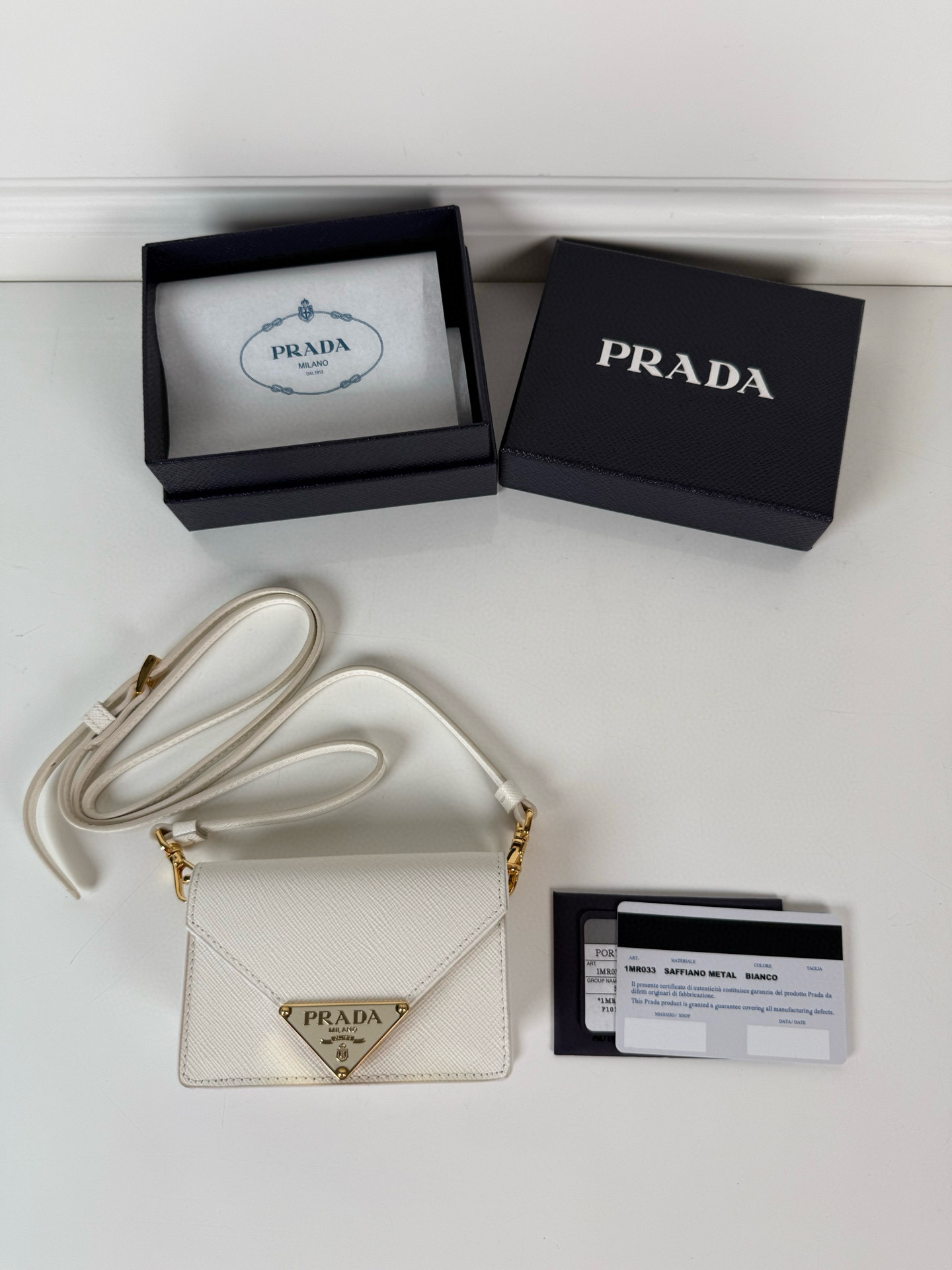프라다 1MR033 여자 장지갑