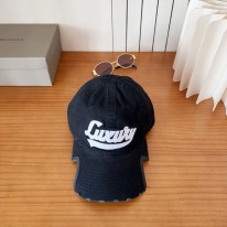 발렌시아가 모자