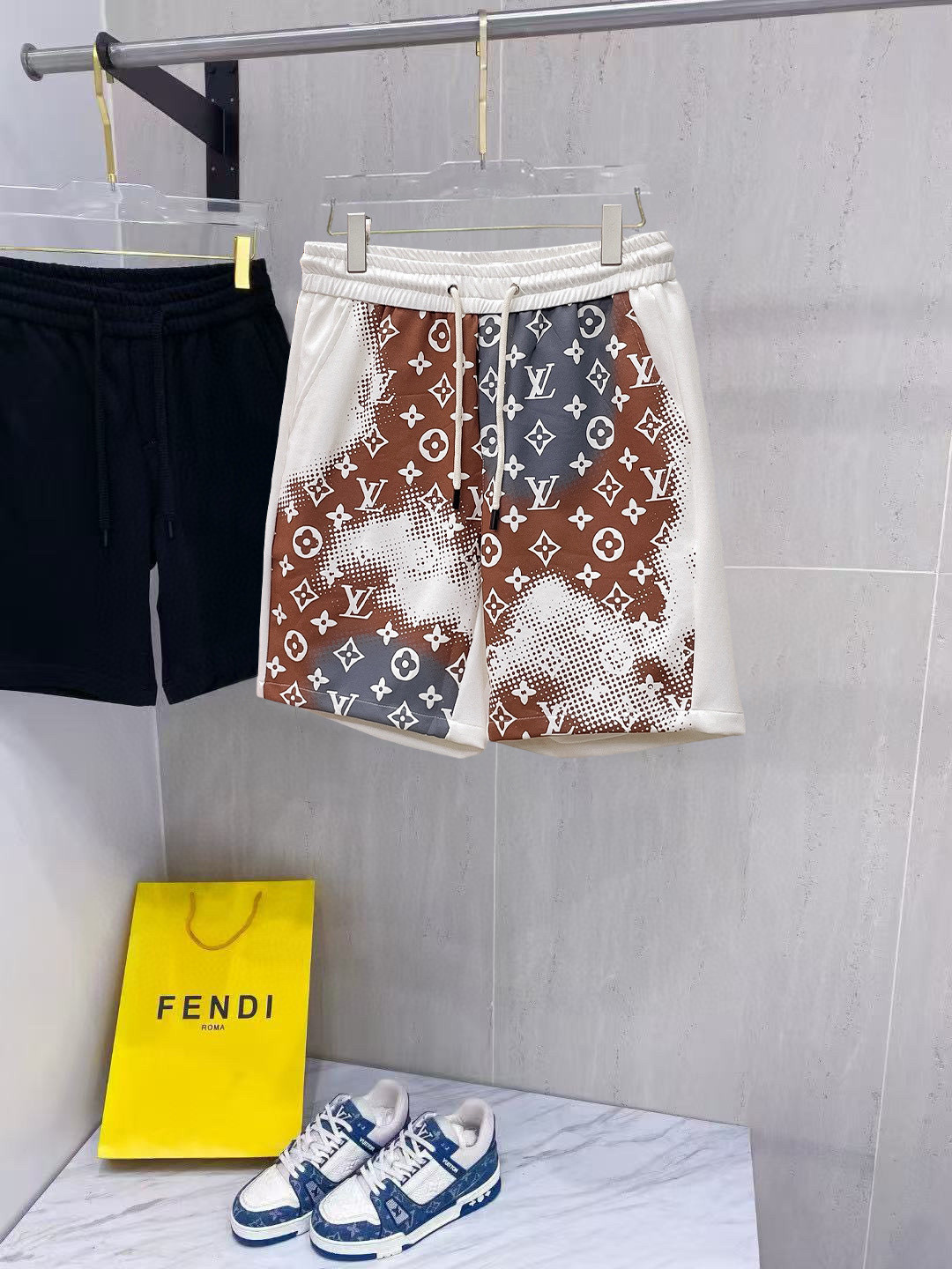 루이비통 남자 반바지