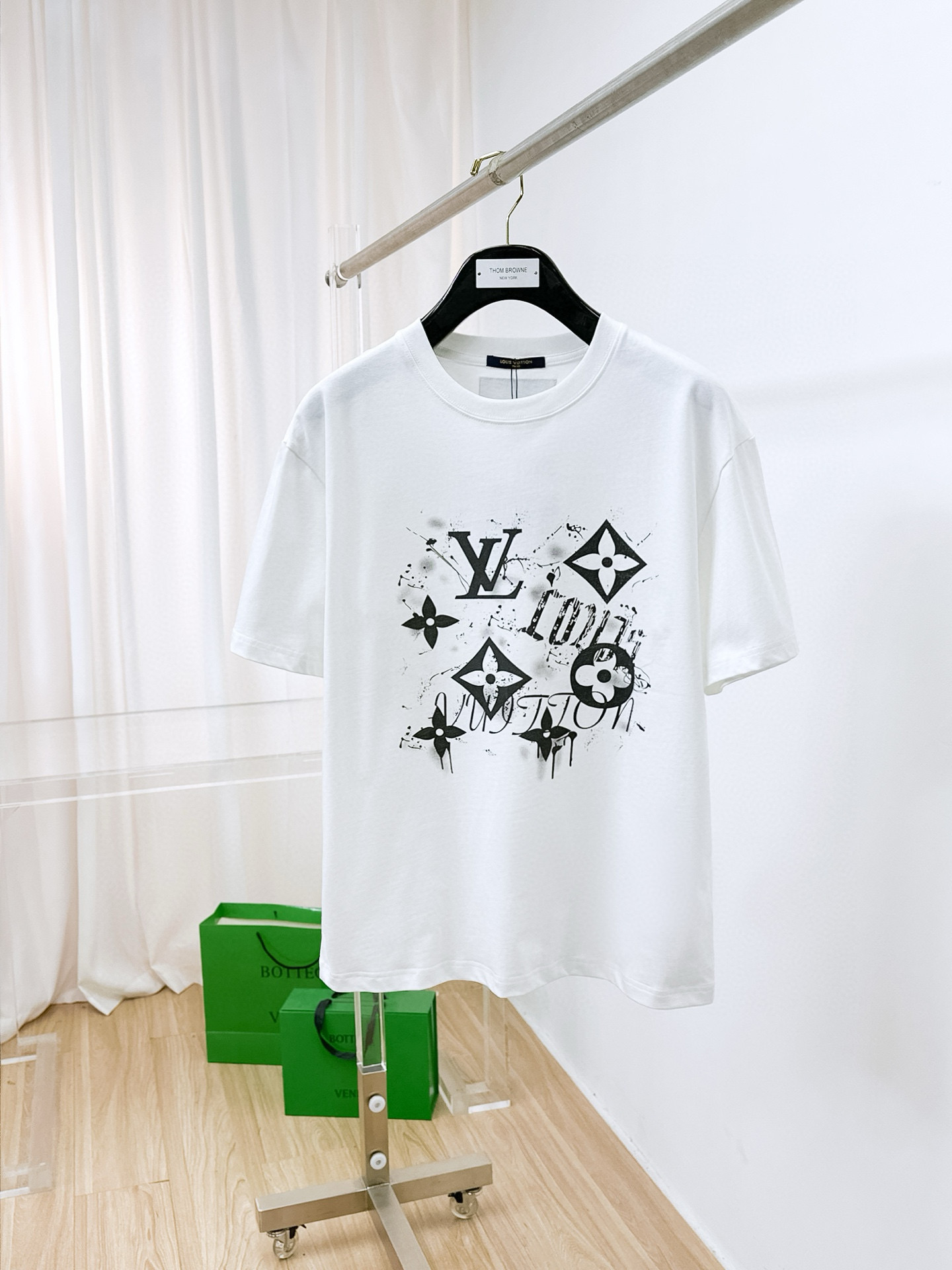 루이비통 남자 반팔티