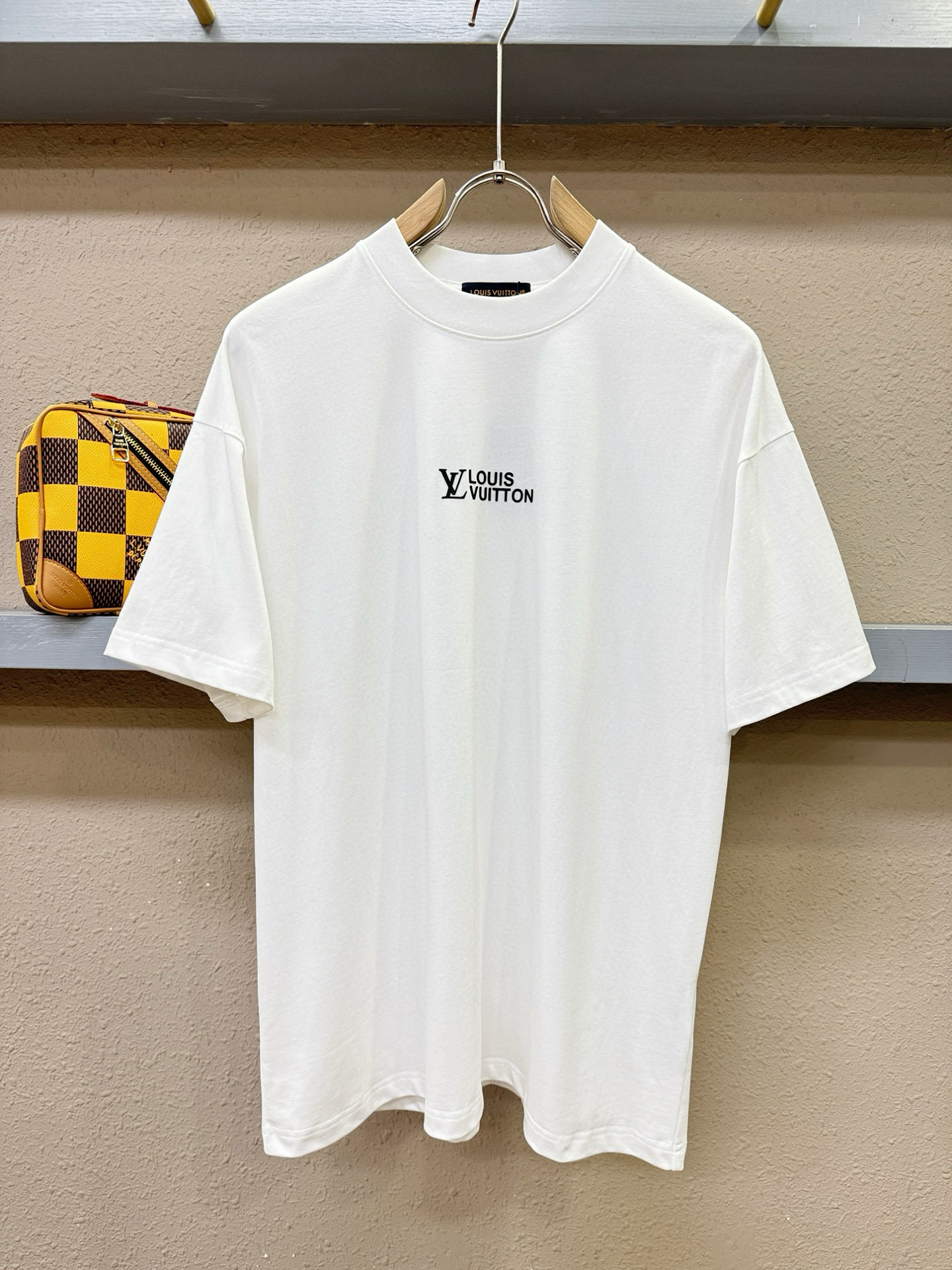 루이비통 남자 반팔티