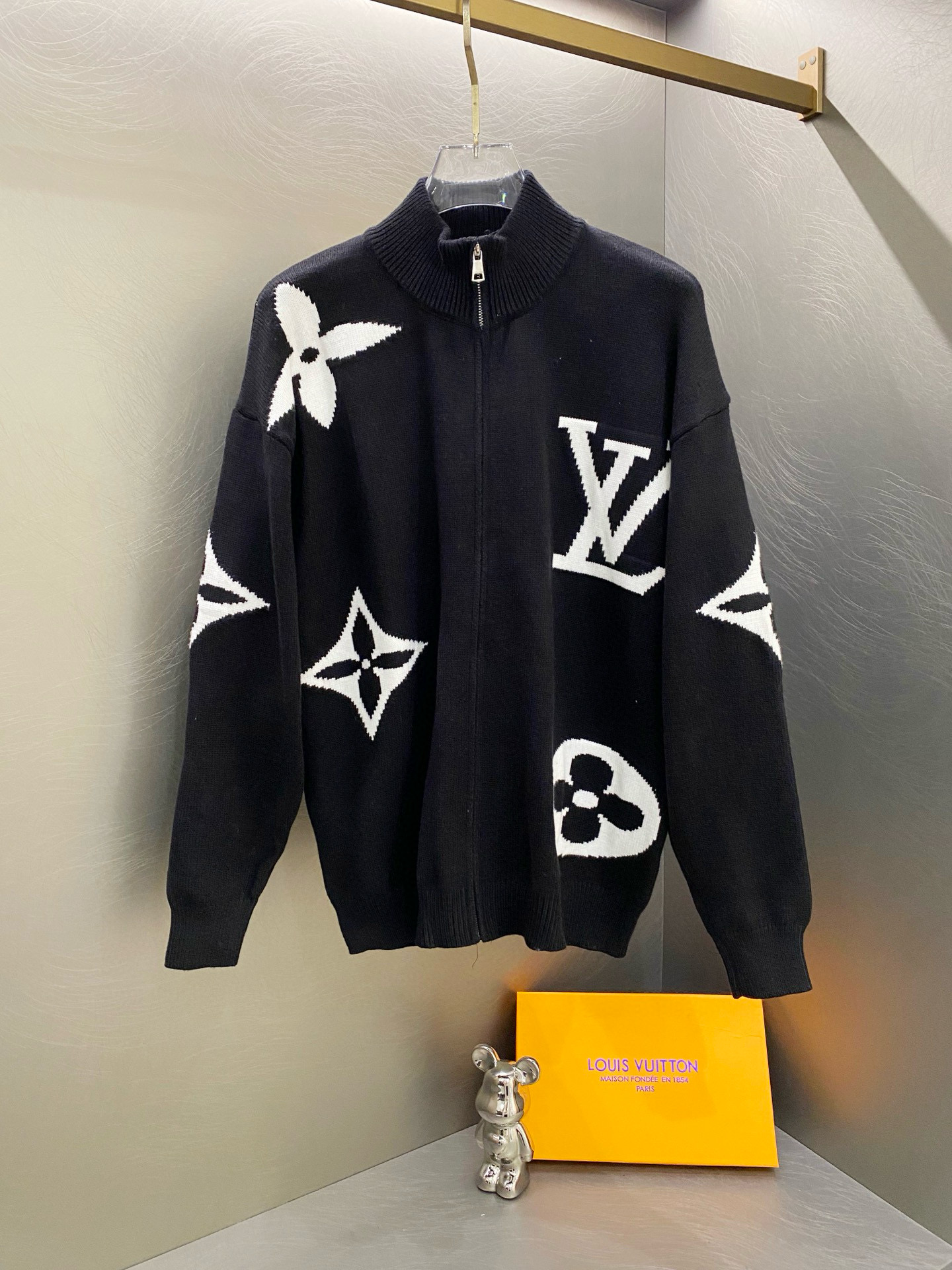 루이비통 남자 가디건