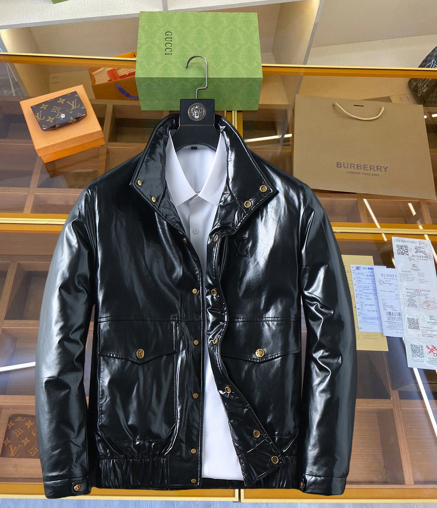 루이비통 남자 패딩