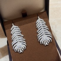 부쉐론 귀걸이