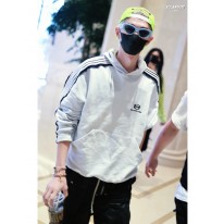 발렌시아가 남녀공용 후드티