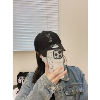 생로랑 모자